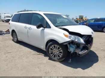  Salvage Toyota Sienna