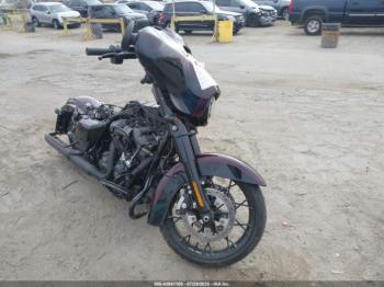  Salvage Harley-Davidson Flhxs