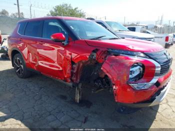  Salvage Mitsubishi Outlander