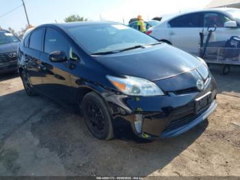  Salvage Toyota Prius