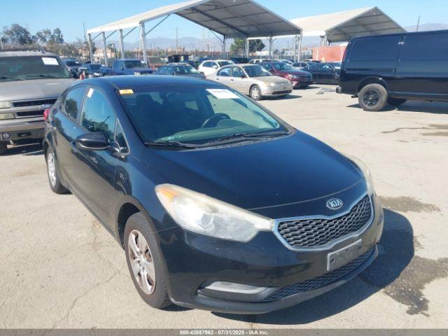 Salvage Kia Forte