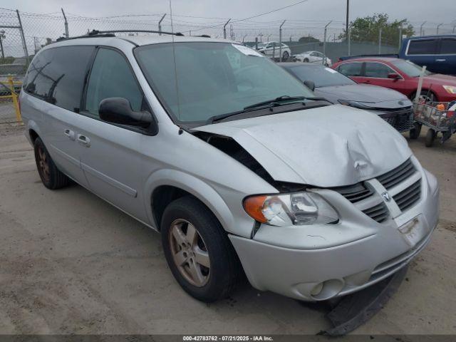  Salvage Dodge Grand Caravan