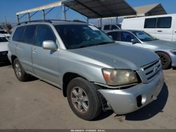  Salvage Toyota Highlander