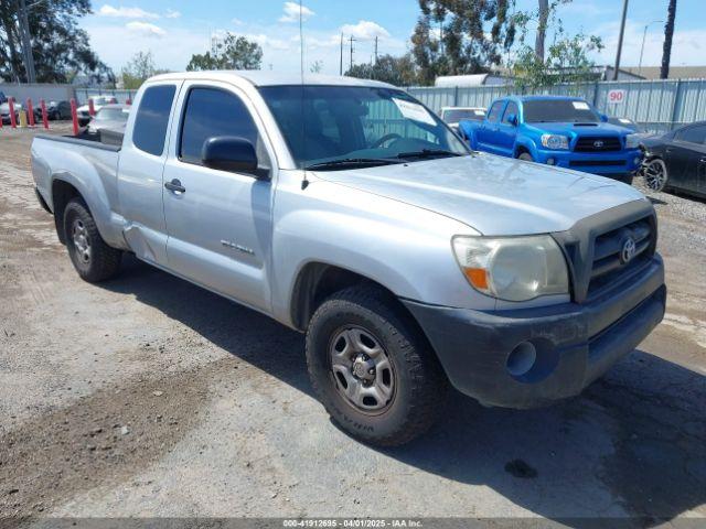  Salvage Toyota Tacoma
