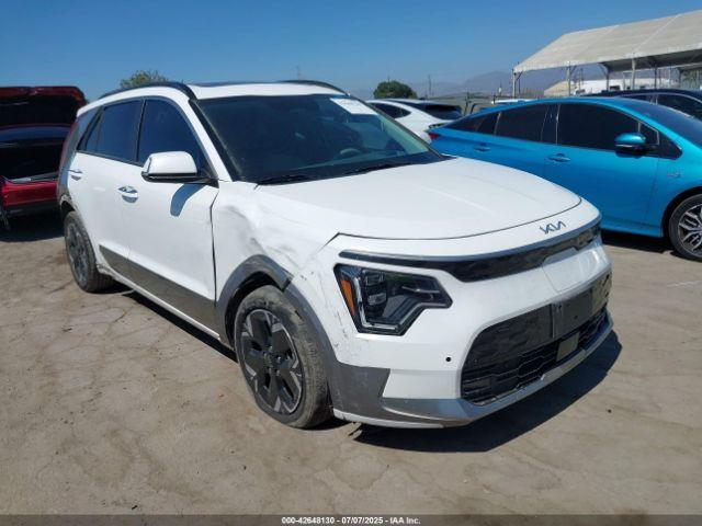  Salvage Kia Niro