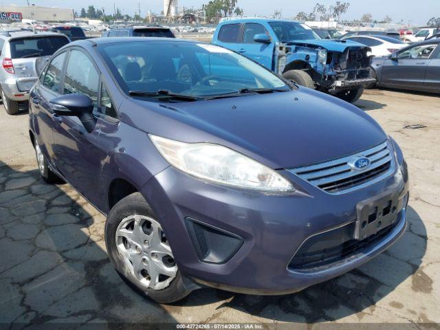  Salvage Ford Fiesta