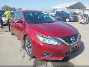  Salvage Nissan Altima