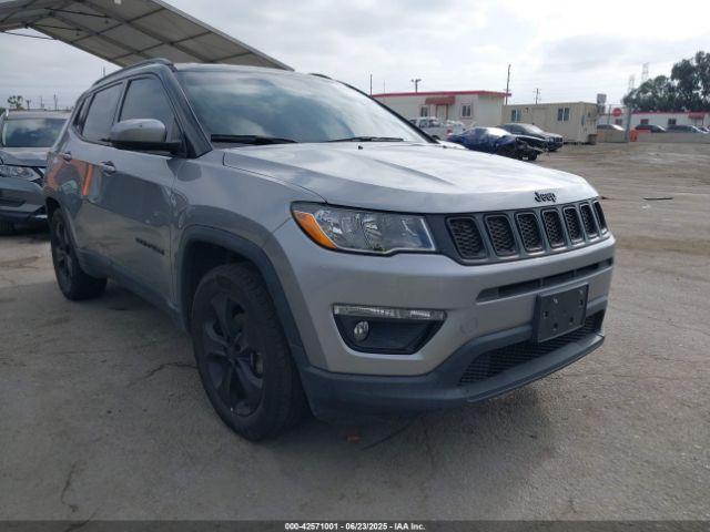  Salvage Jeep Compass