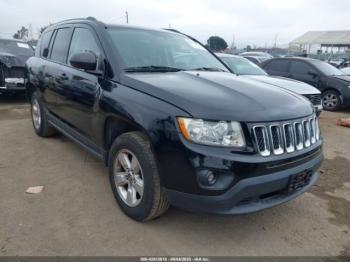  Salvage Jeep Compass