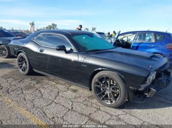  Salvage Dodge Challenger