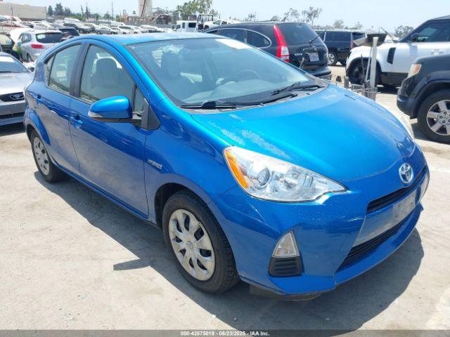  Salvage Toyota Prius c
