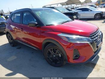  Salvage Nissan Kicks