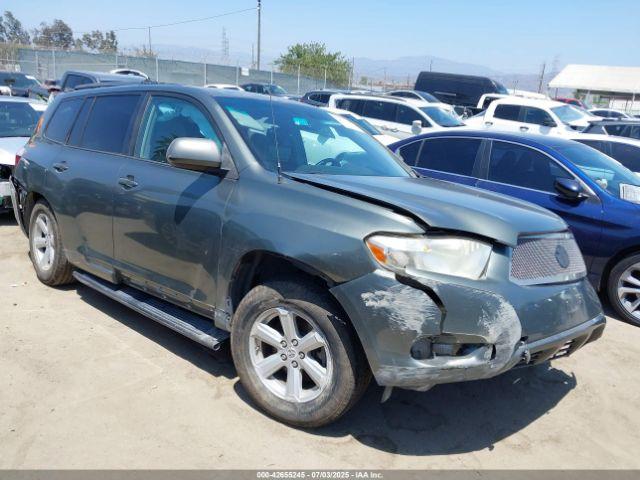  Salvage Toyota Highlander