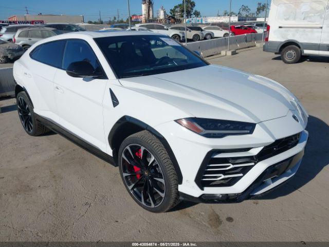  Salvage Lamborghini Urus