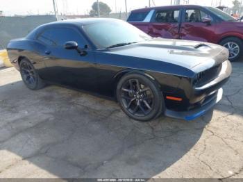  Salvage Dodge Challenger