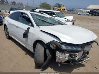  Salvage Toyota Avalon