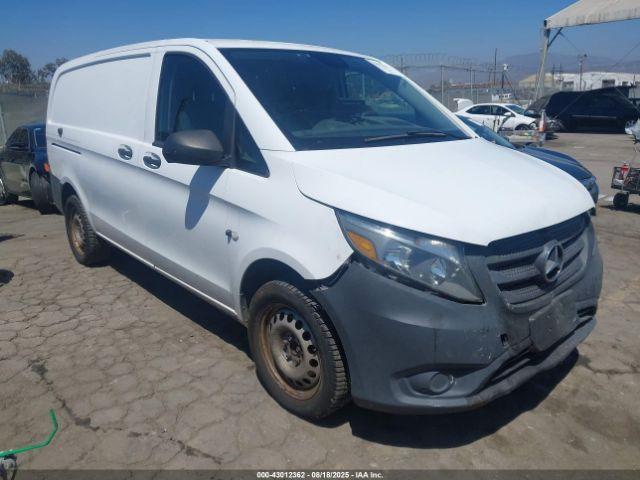  Salvage Mercedes-Benz Metris