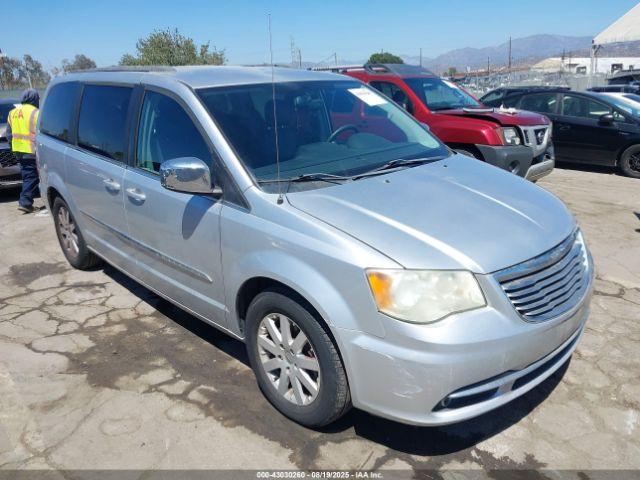  Salvage Chrysler Town & Country