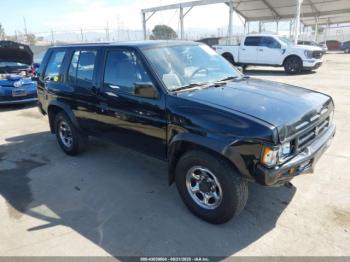  Salvage Nissan Pathfinder
