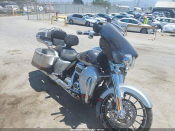  Salvage Harley-Davidson Flhxse