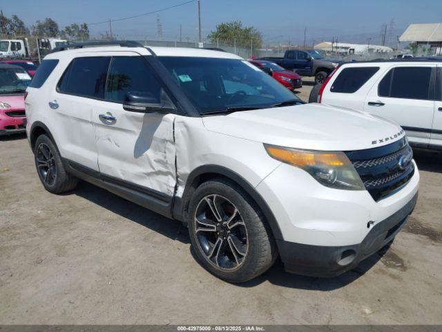  Salvage Ford Explorer