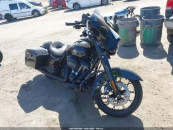 Salvage Harley-Davidson Flhxs