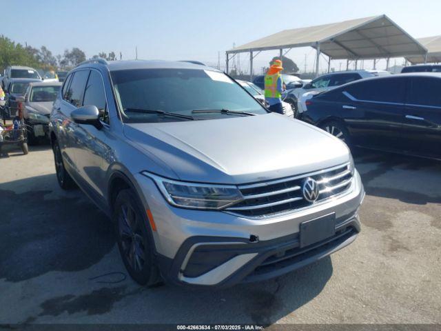  Salvage Volkswagen Tiguan