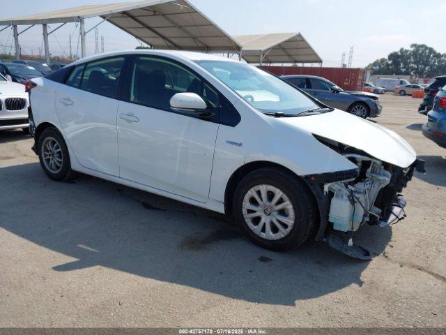  Salvage Toyota Prius