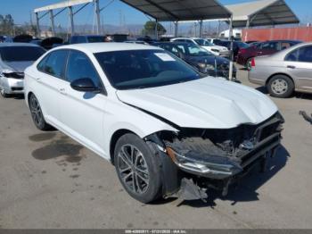  Salvage Volkswagen Jetta