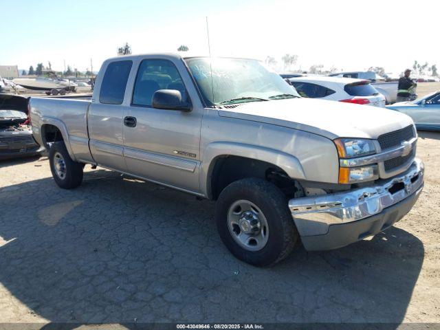  Salvage Chevrolet Silverado 2500