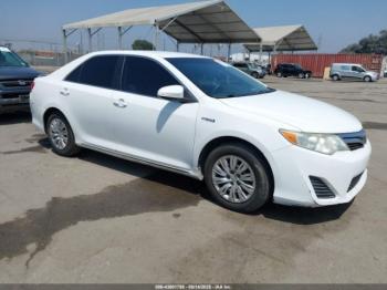  Salvage Toyota Camry