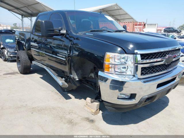  Salvage Chevrolet Silverado 2500