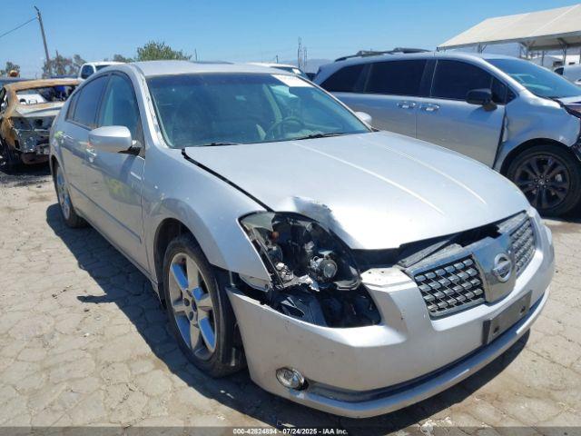  Salvage Nissan Maxima