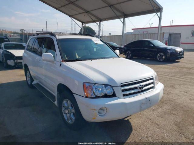  Salvage Toyota Highlander
