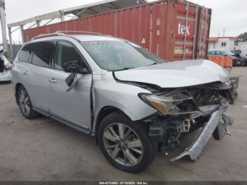  Salvage Nissan Pathfinder