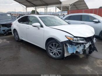  Salvage Lexus Es