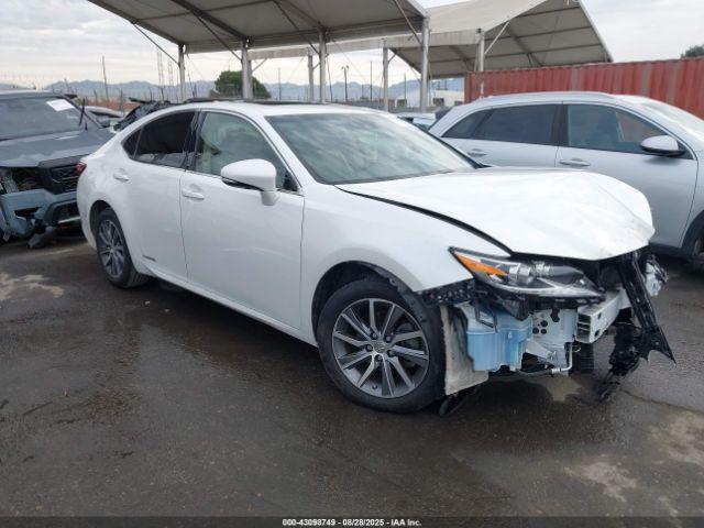  Salvage Lexus Es