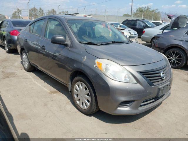  Salvage Nissan Versa