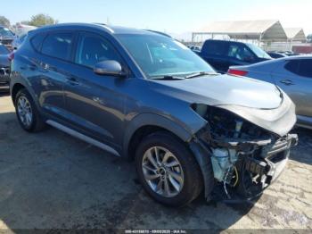  Salvage Hyundai TUCSON