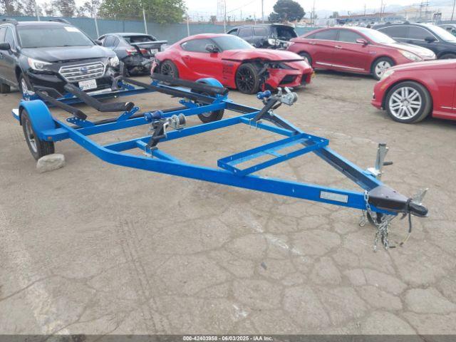  Salvage E-z Load Trailer