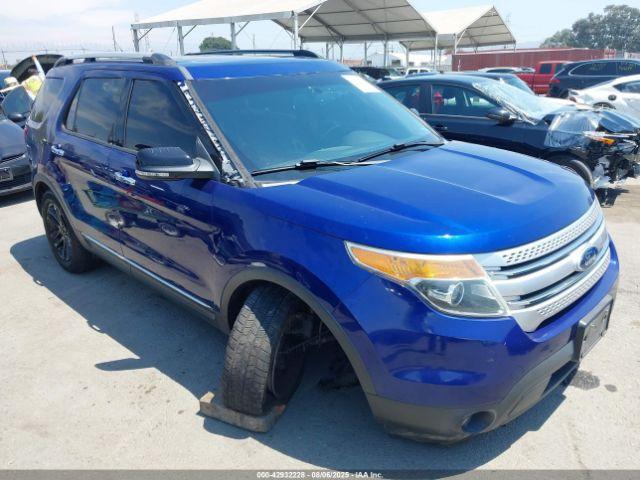  Salvage Ford Explorer