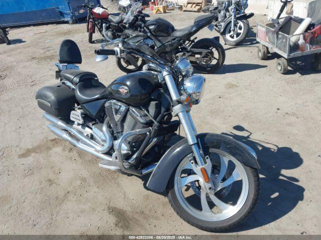  Salvage Victory Motorcycles Kingpin