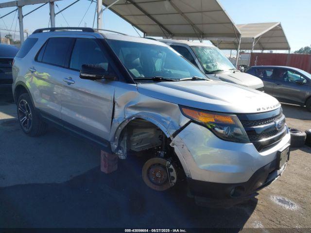  Salvage Ford Explorer