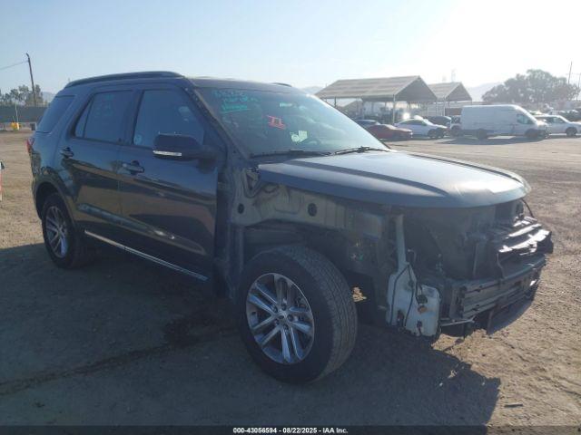  Salvage Ford Explorer