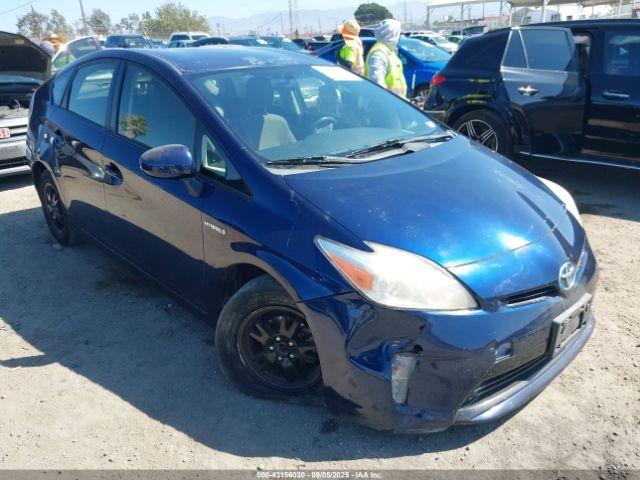  Salvage Toyota Prius