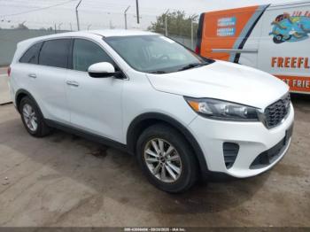  Salvage Kia Sorento