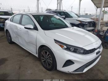  Salvage Kia Forte