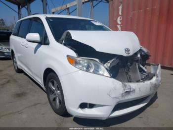  Salvage Toyota Sienna