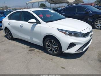  Salvage Kia Forte