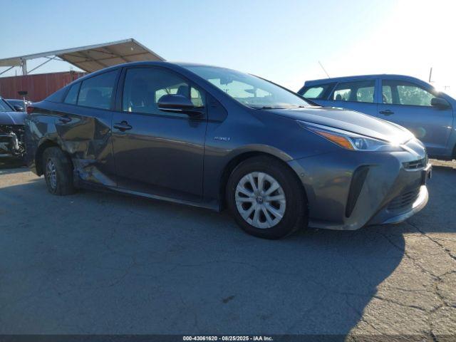  Salvage Toyota Prius